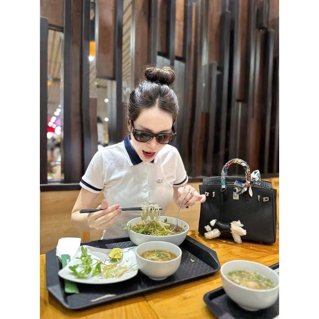 ÁO POLO COTTON CÁ SẤU CÚC BỌC NỮ SẴN (xả 49k)