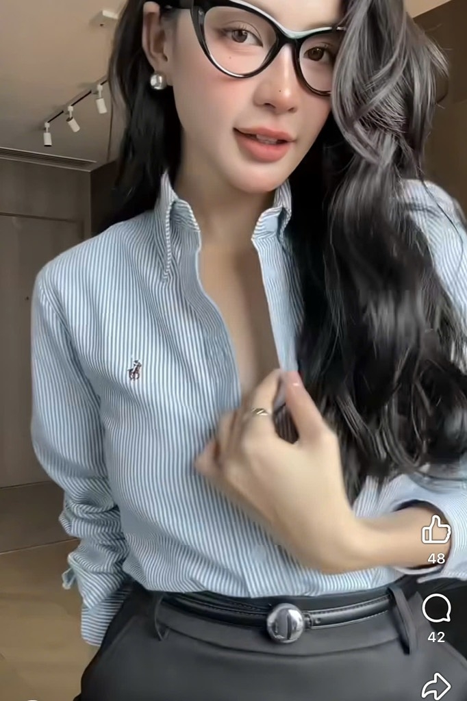 ÁO SƠ MI KẺ XANH THÊU LOGO NGỰA NỮ