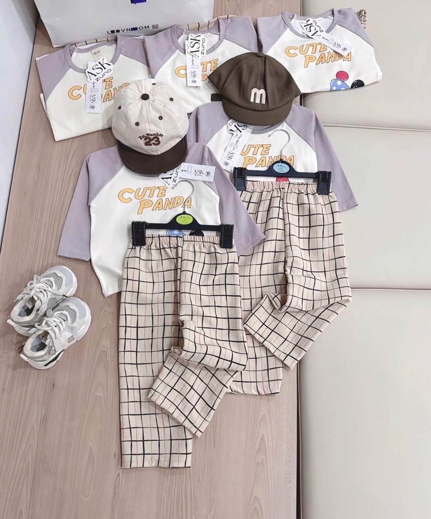 SET BỘ DÀI CUTE PANDA PHỐI QUẦN KẺ BÉ TRAI SẴN(XẢ 39k)