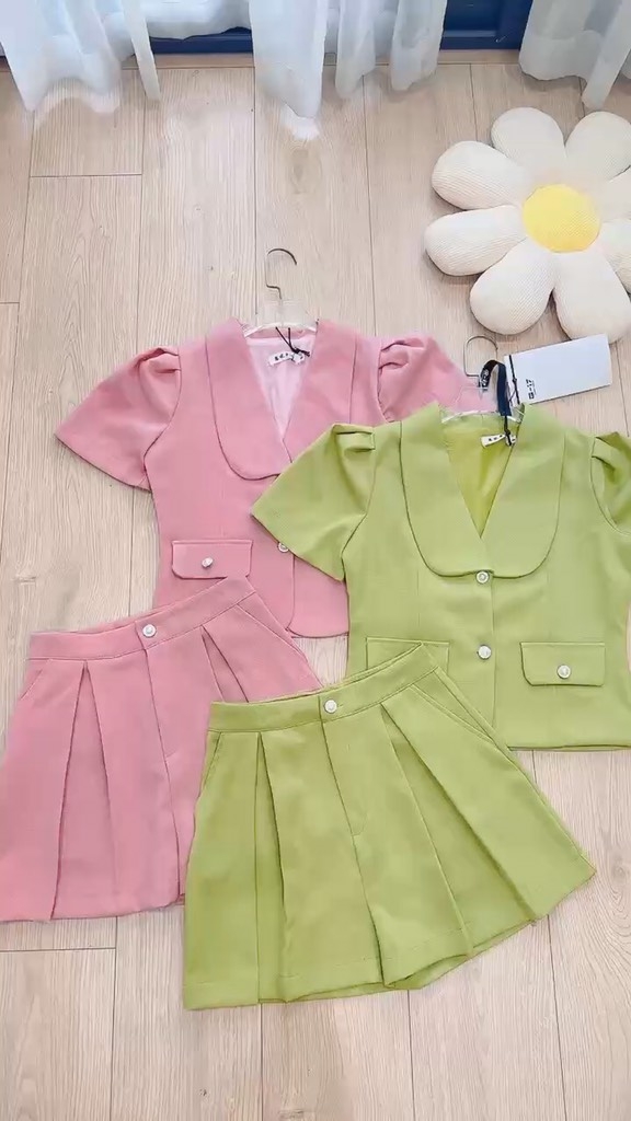 SET DẠ WEET LI-EN CỔ V SEN CÚC NGỌC QUẦN LI SẴN