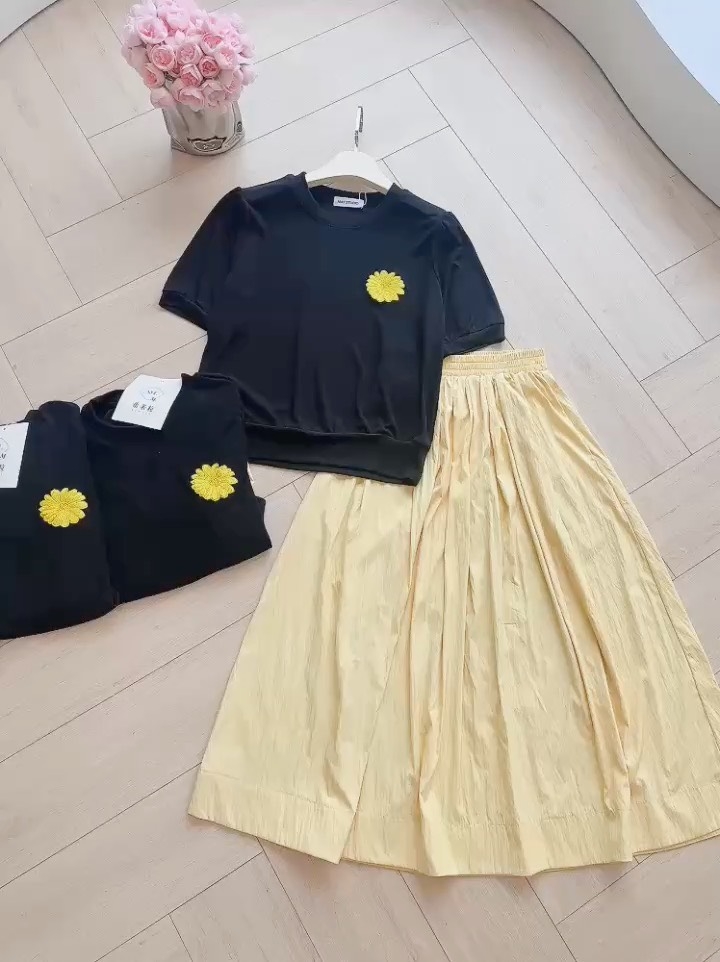 SET ÁO LEN TĂM HÀN MIX CV XẾP LI DÁNG DÀI NỮ