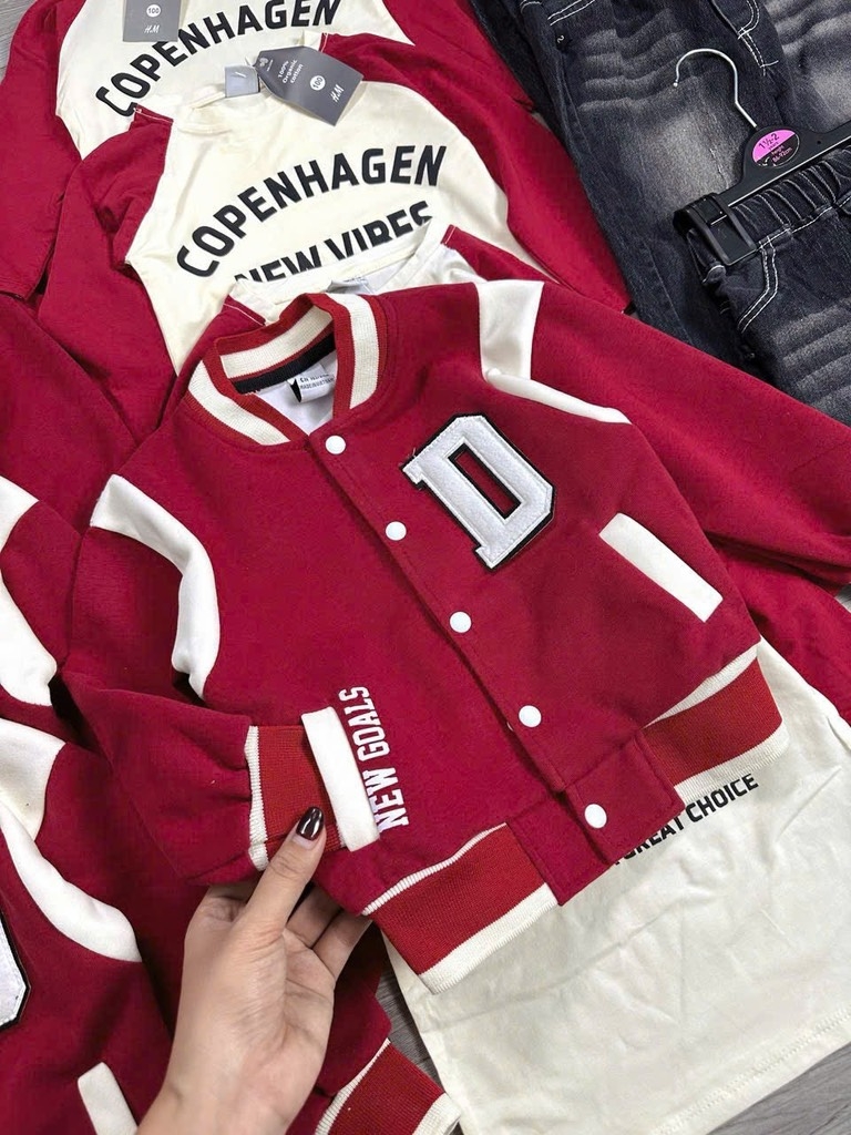 SÉT DÀI 3 MÓN COVER NEW ÁO KHOÁC BOMBER ĐỎ ÁO PHÔNG QUẦN JEAN BÉ TRAI