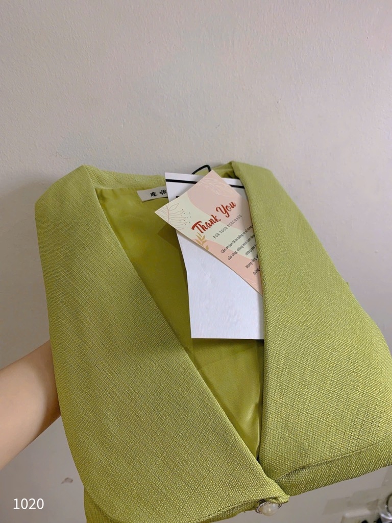 SET DẠ WEET LI-EN CỔ V SEN CÚC NGỌC QUẦN LI SẴN