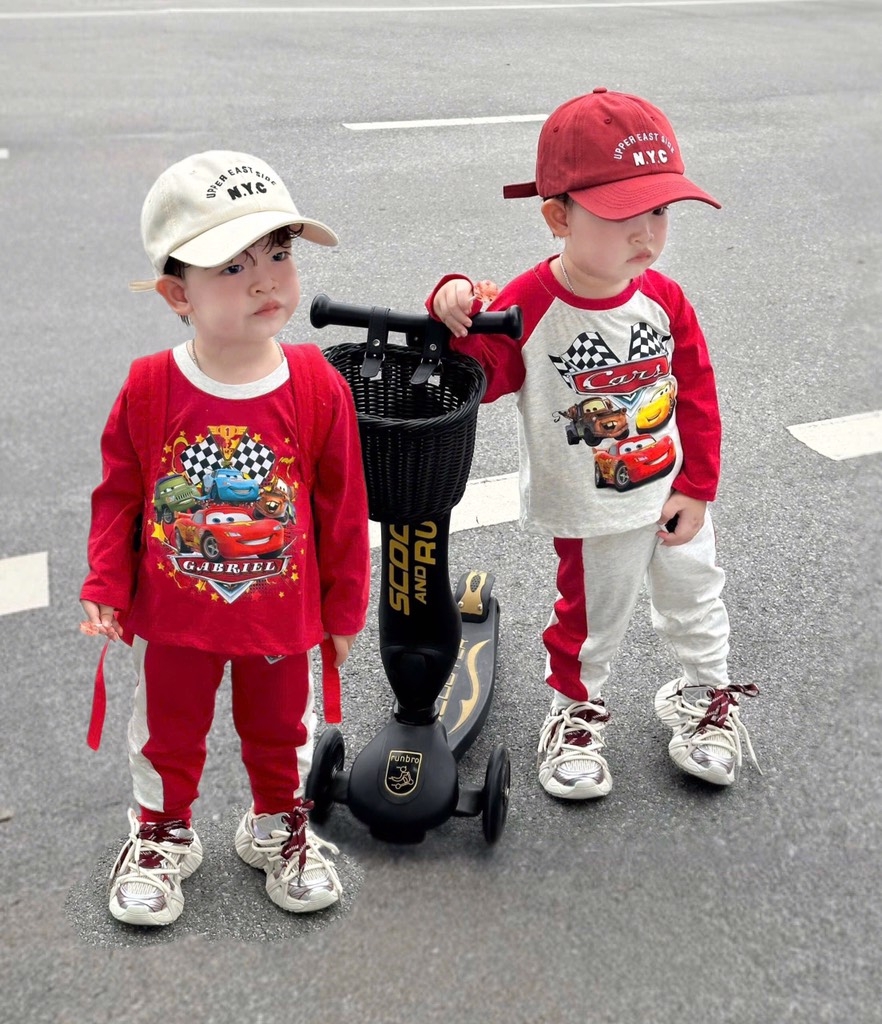 SET 2 BỘ DÀI Ô TÔ ĐỎ GHI XINH XỈU BÉ TRAI(XẢ 99k)