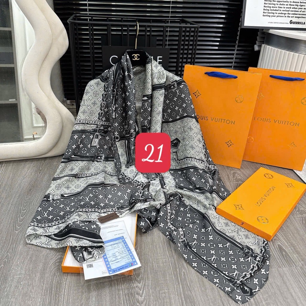 KHĂN LỤA TẶNG QUÀ 20/11 FULL BOX+ TÚI GIẤY+ BILL