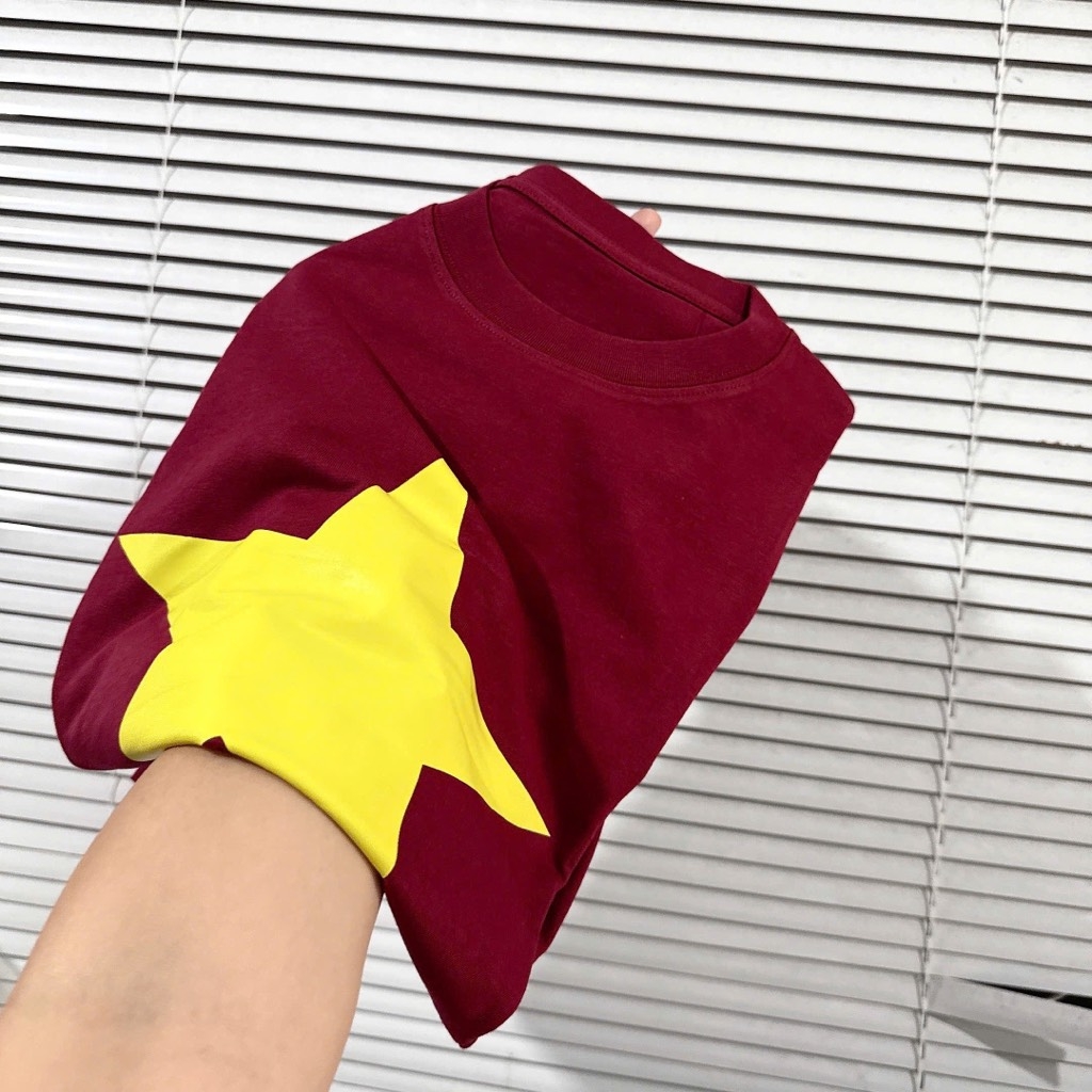 ÁO CỜ ĐỎ SAO VÀNG ĐỎ ĐẬM NỮ