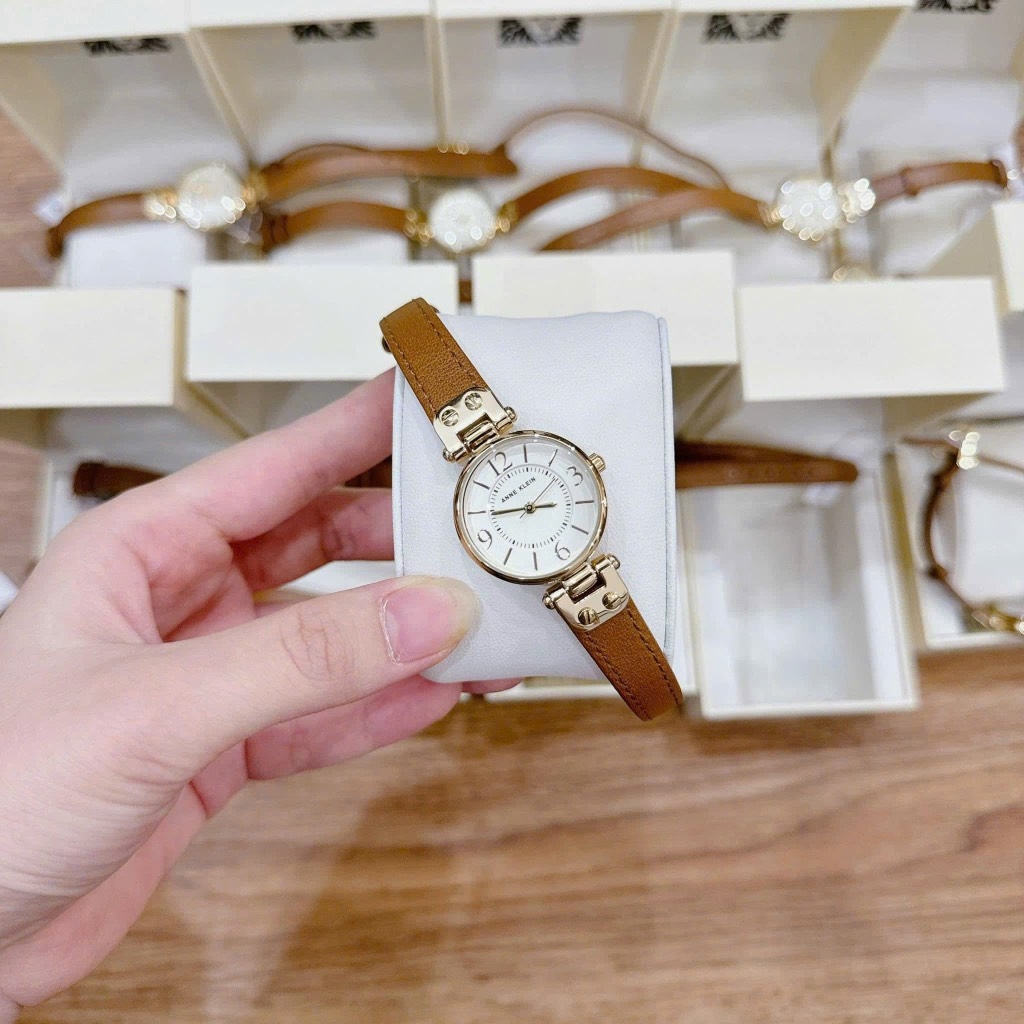 PHỤ KIỆN - ĐỒNG HỒ AK NỮ