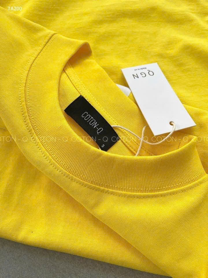 ÁO PHÔNG VÀNG CHỮ AXDRE NỮ