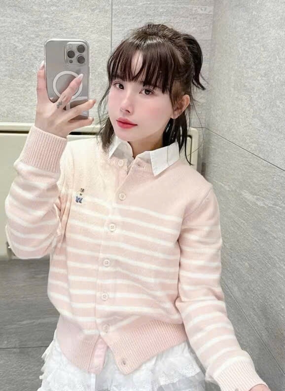 ÁO LEN KẺ CADIGAN GẤU WHO.AUU NỮ THU ĐÔNG