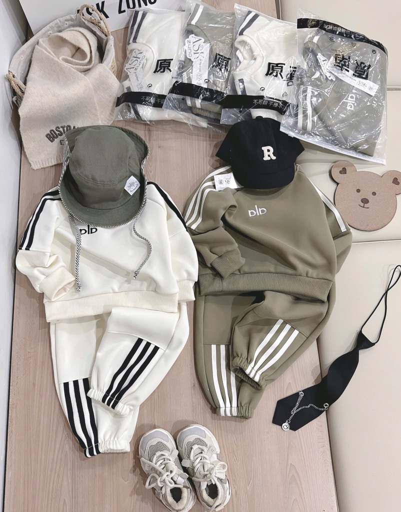 SET DÀI NỈ 3 SỌC HAI DA RÊU KEM BÉ TRAI SẴN
