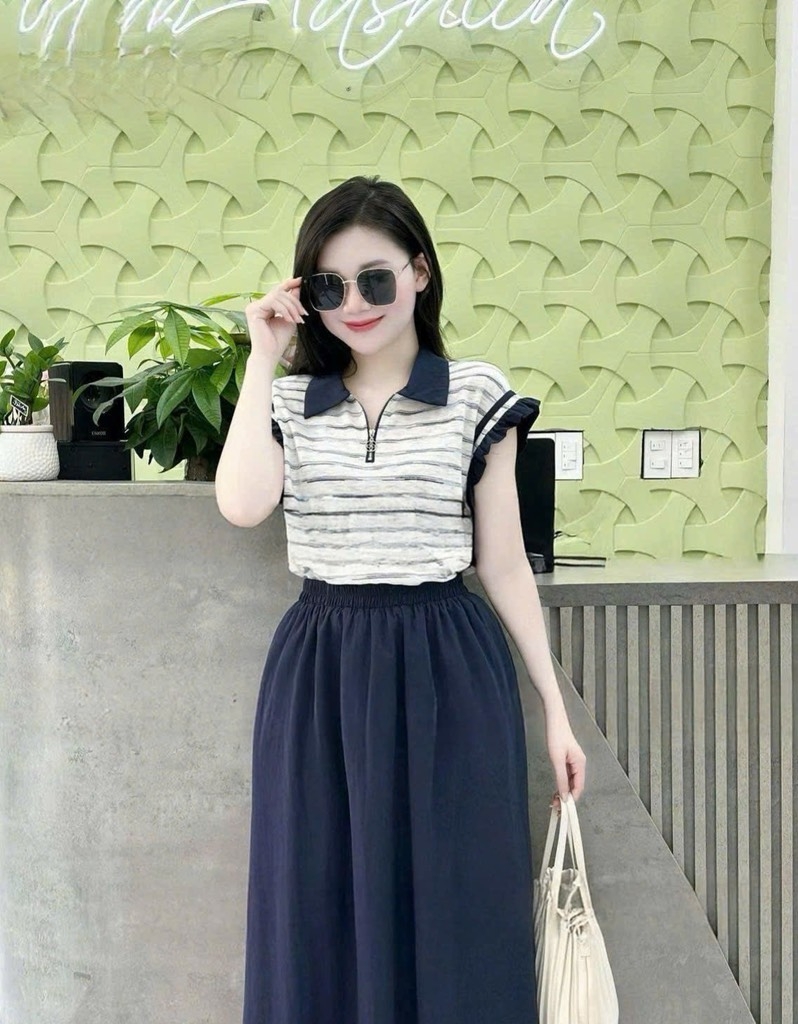 SET ÁO KẺ PHỐI TAT VIỀN MIX CHÂN VÁY NỮ