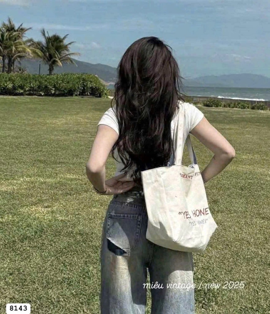 QUẦN JEAN NỮ SUÔNG CẮT TÚI SẴN