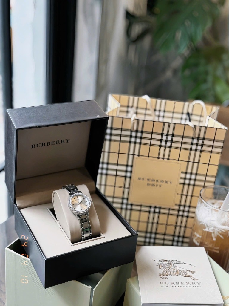 PHỤ KIỆN - ĐỒNG HỒ BUBBER .Y XUẤT LIKE AUTH NỮ