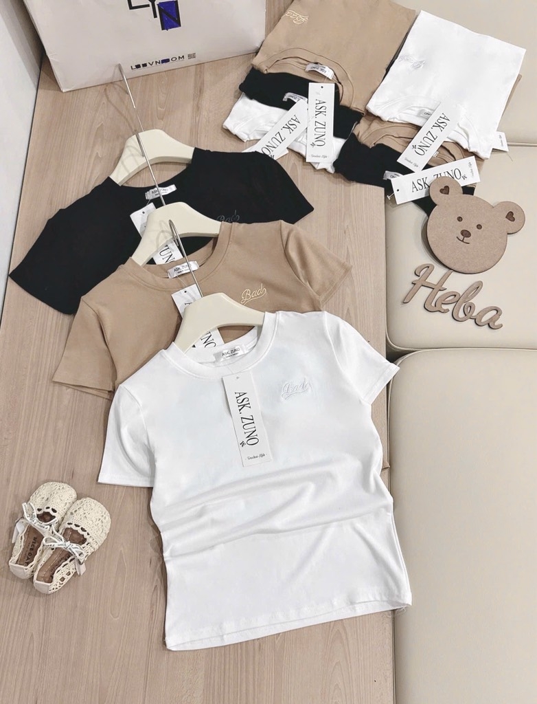 SET 3 ÁO CỘC THÊU BAD ĐEN TRẮNG BE NỮ SẴN