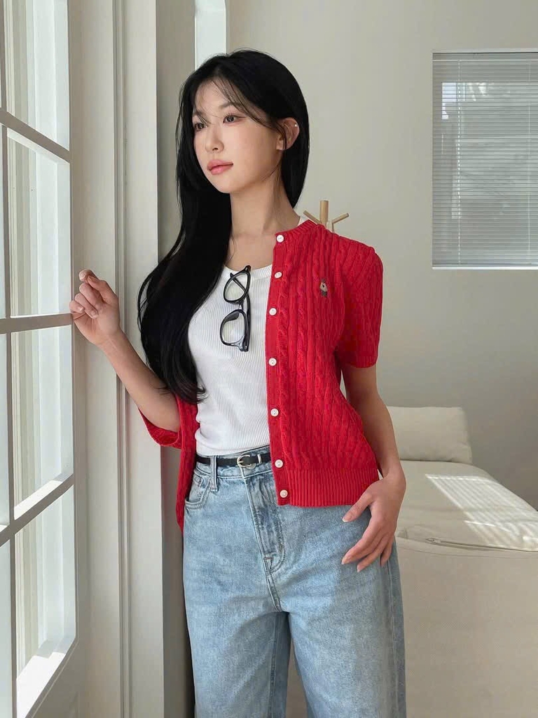 LEN CDG ĐỎ THÊU GẤU CỌC TAY NỮ THU ĐÔNG