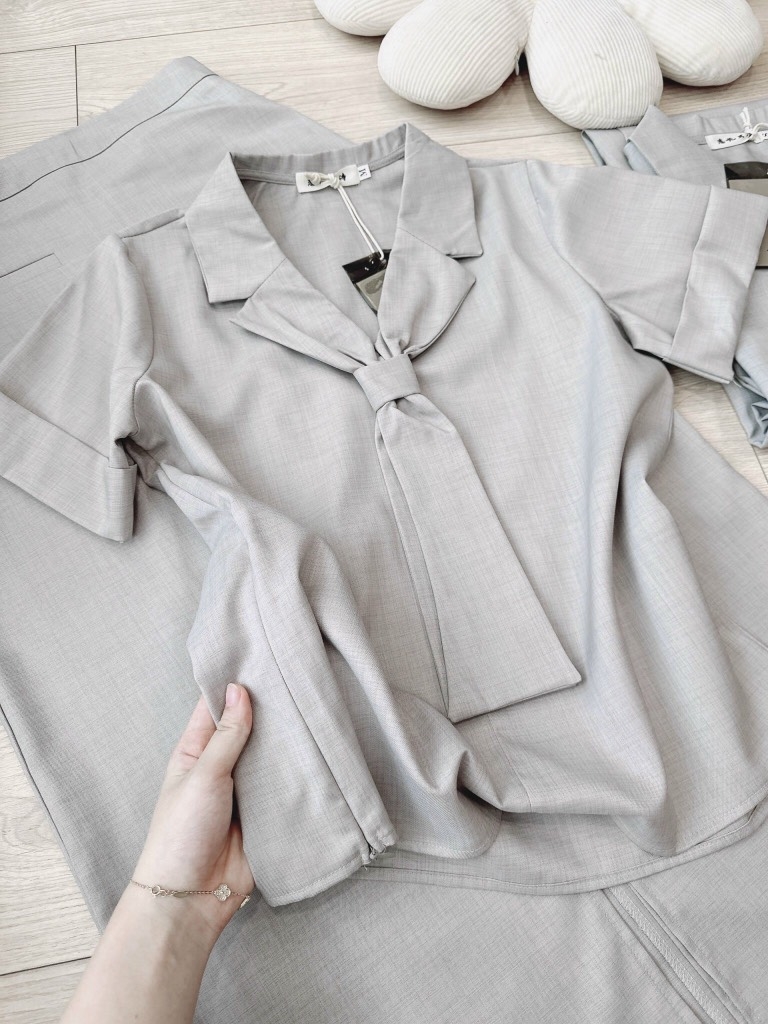 SET CỔ VEST NỮ CÁCH ĐIỆU TAY GẬP MIXX CV XẺ TRƯỚC SẴN