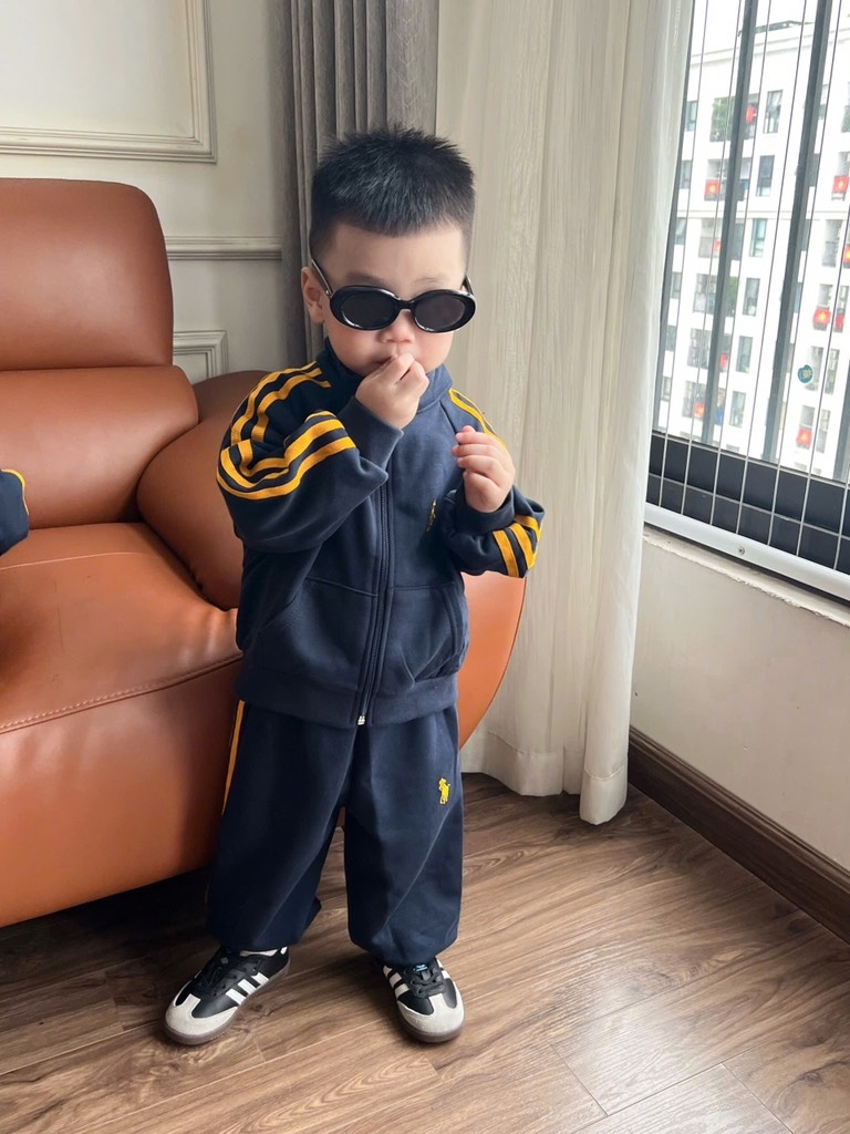 SET BỘ DÀI NỈ KHOÁC THỂ THAO THÊU NGỰA BÉ TRAI