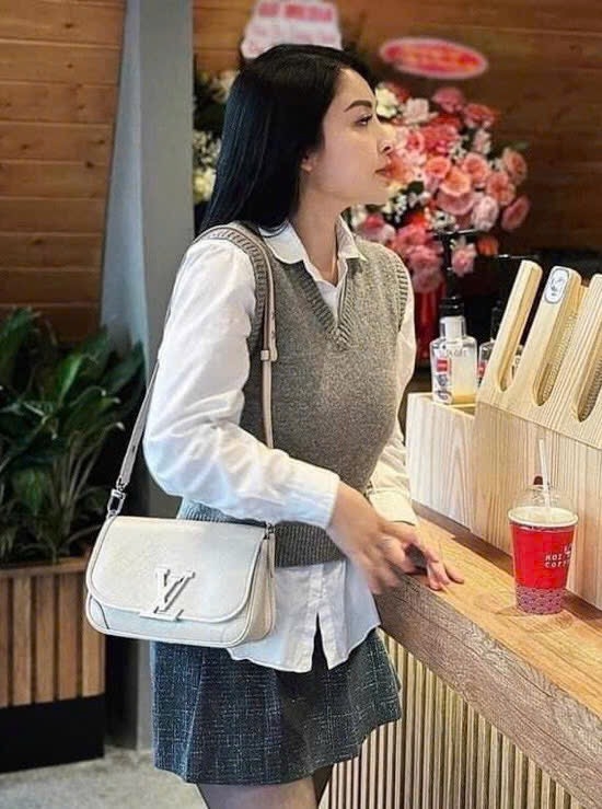 ÁO GHILE LEN Z.R NỮ 2 MÀU