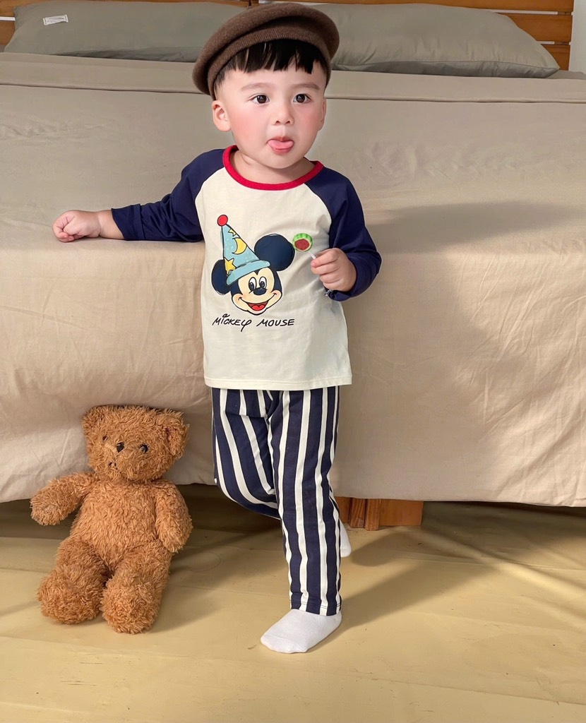 SET 2 BỘ DÀI CHÓ MK QUẦN KẺ SỌC BÉ TRAI