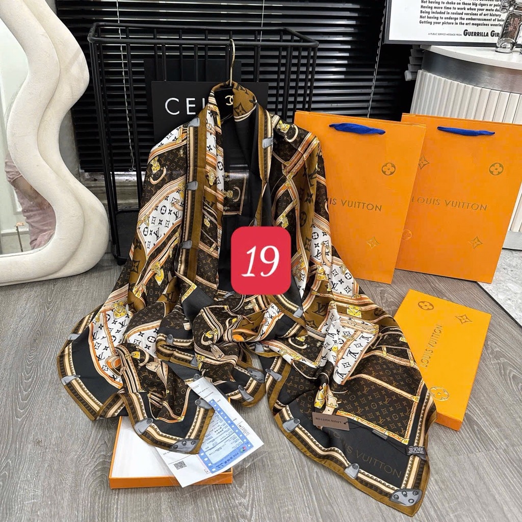 KHĂN LỤA TẶNG QUÀ 20/11 FULL BOX+ TÚI GIẤY+ BILL