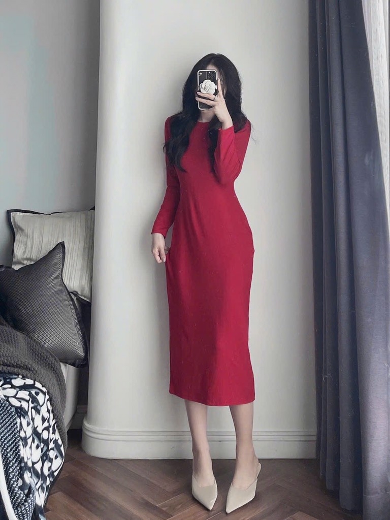VÁY ZIP ĐỎ XẺ SAU NỮ THU ĐÔNG SẴN