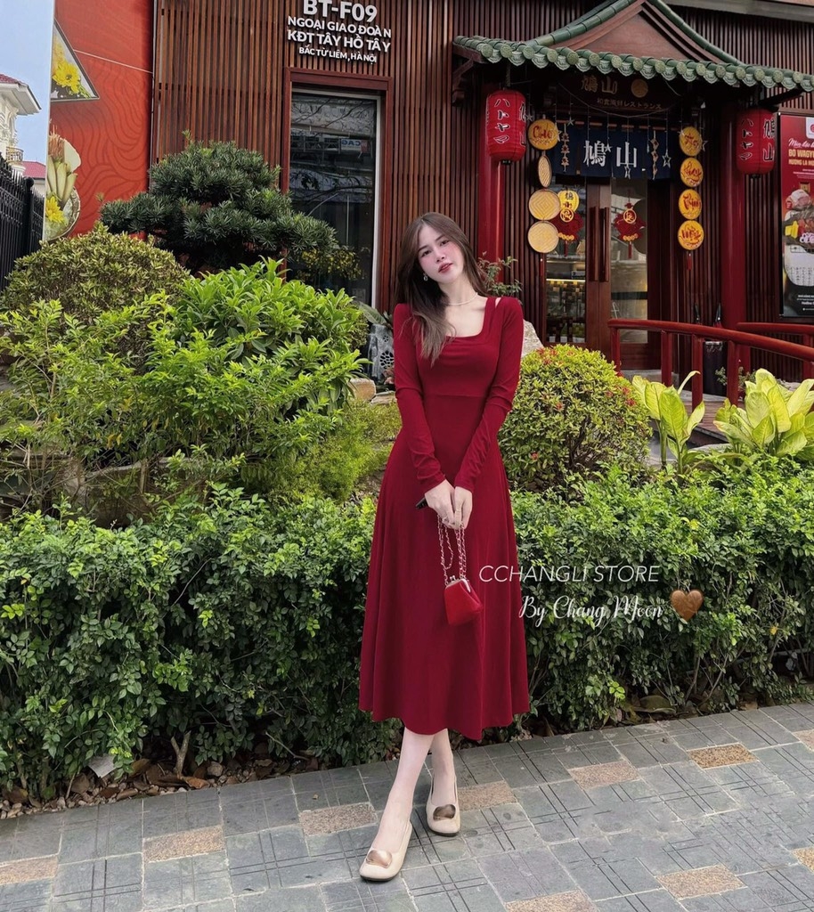 VÁY LEN MIDI CỔ VUÔNG ĐAN(xả 128k)
