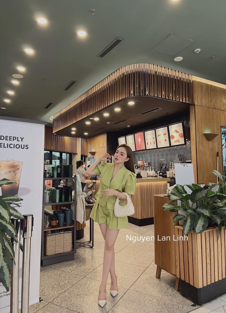 SET DẠ WEET LI-EN CỔ V SEN CÚC NGỌC QUẦN LI SẴN