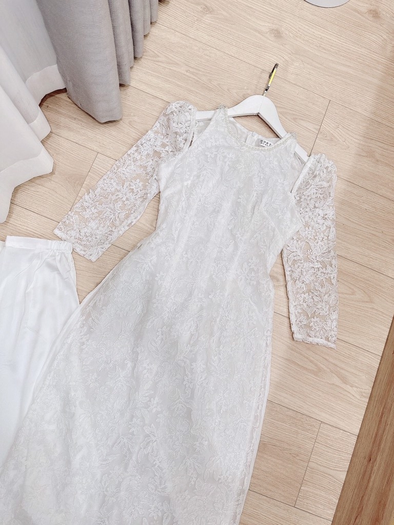 SET ÁO DÀI REN 2 LỚP CỔ NGỌC ĐÍNH VAI ĐÁ(xả 150k)