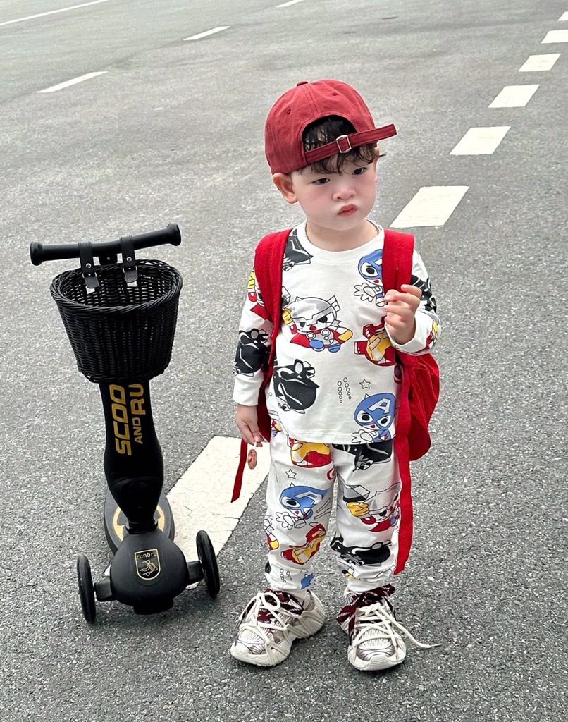 SET 2 BỘ DÀI IRONMAN MARVAL ĐEN ĐỎ GHI BÉ TRAI SẴN