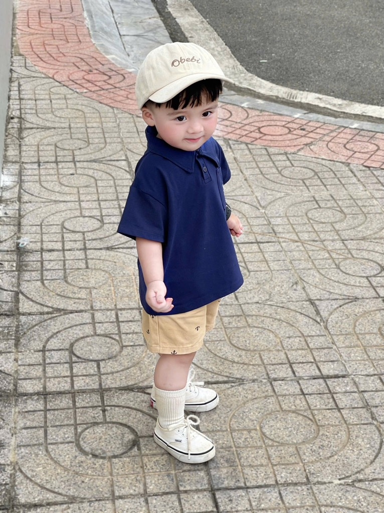 SET CỘC ÁO CỔ TRỤ QUẦN KAKI BÉ TRAI 2 MÀU