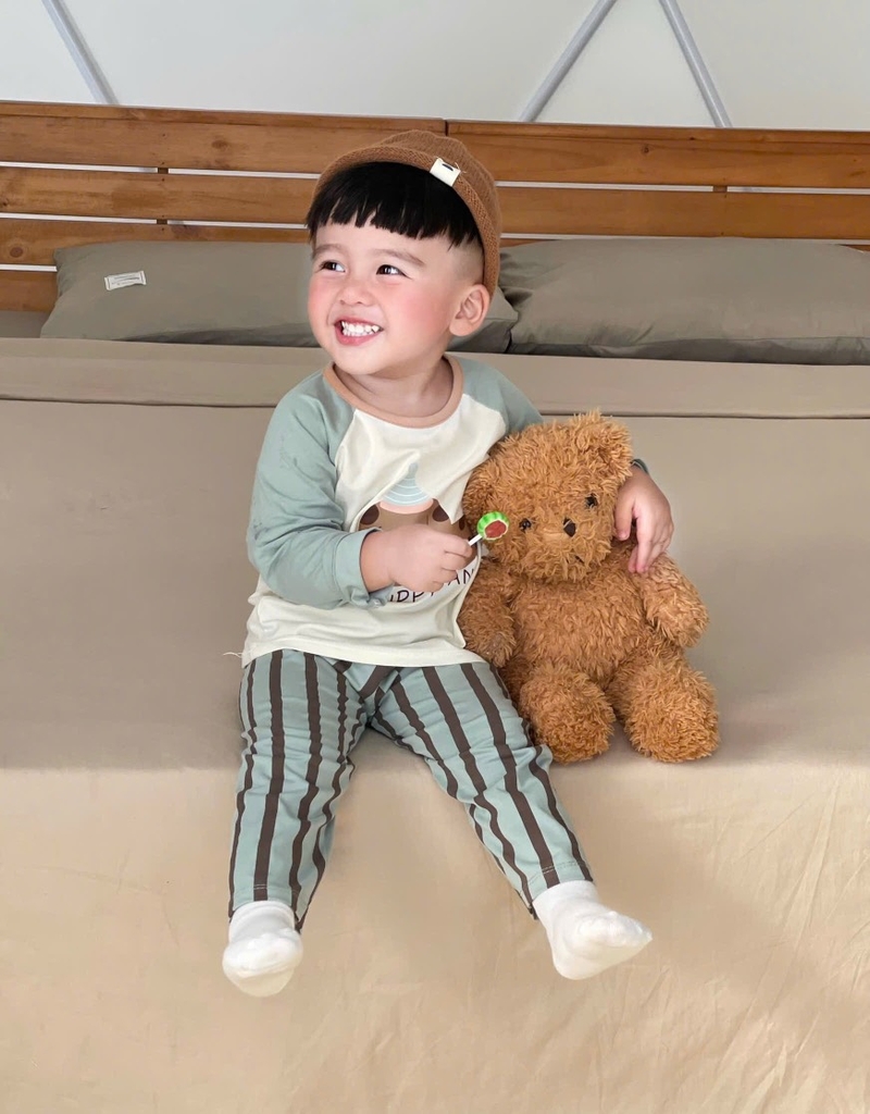 SET 2 BỘ DÀI CHÓ MK QUẦN KẺ SỌC BÉ TRAI