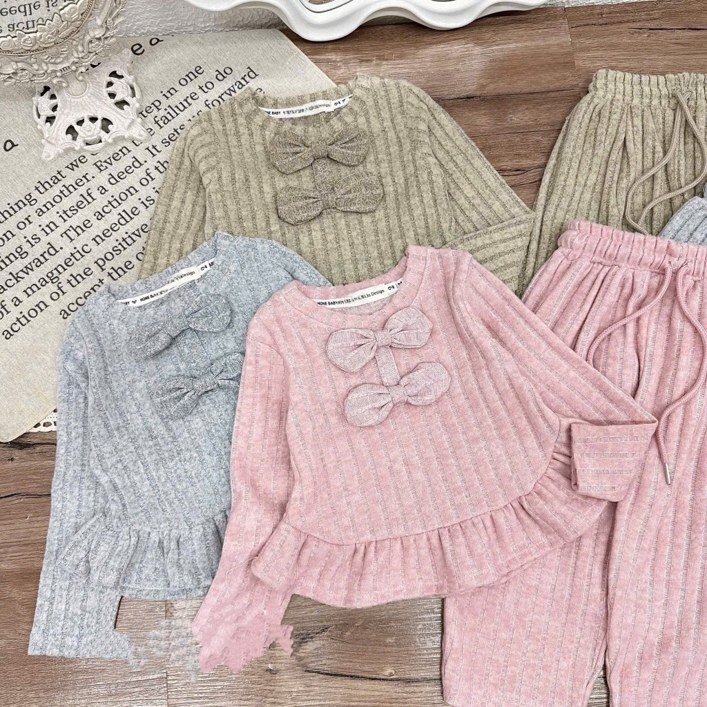 BỘ LEN DÀI CỔ NƠ ĐÁNG YÊU BÉ GÁI