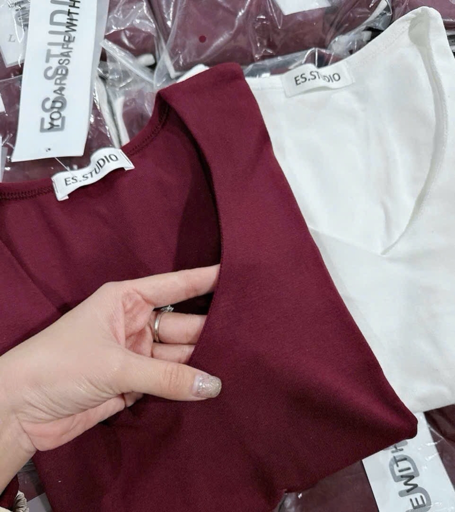 SET 3 ÁO ZIP CỔ TIM ĐEN TRẮNG ĐỎ NỮ