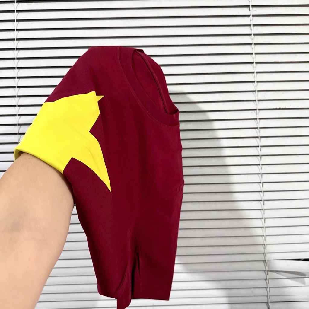 ÁO CỜ ĐỎ SAO VÀNG ĐỎ ĐẬM NỮ