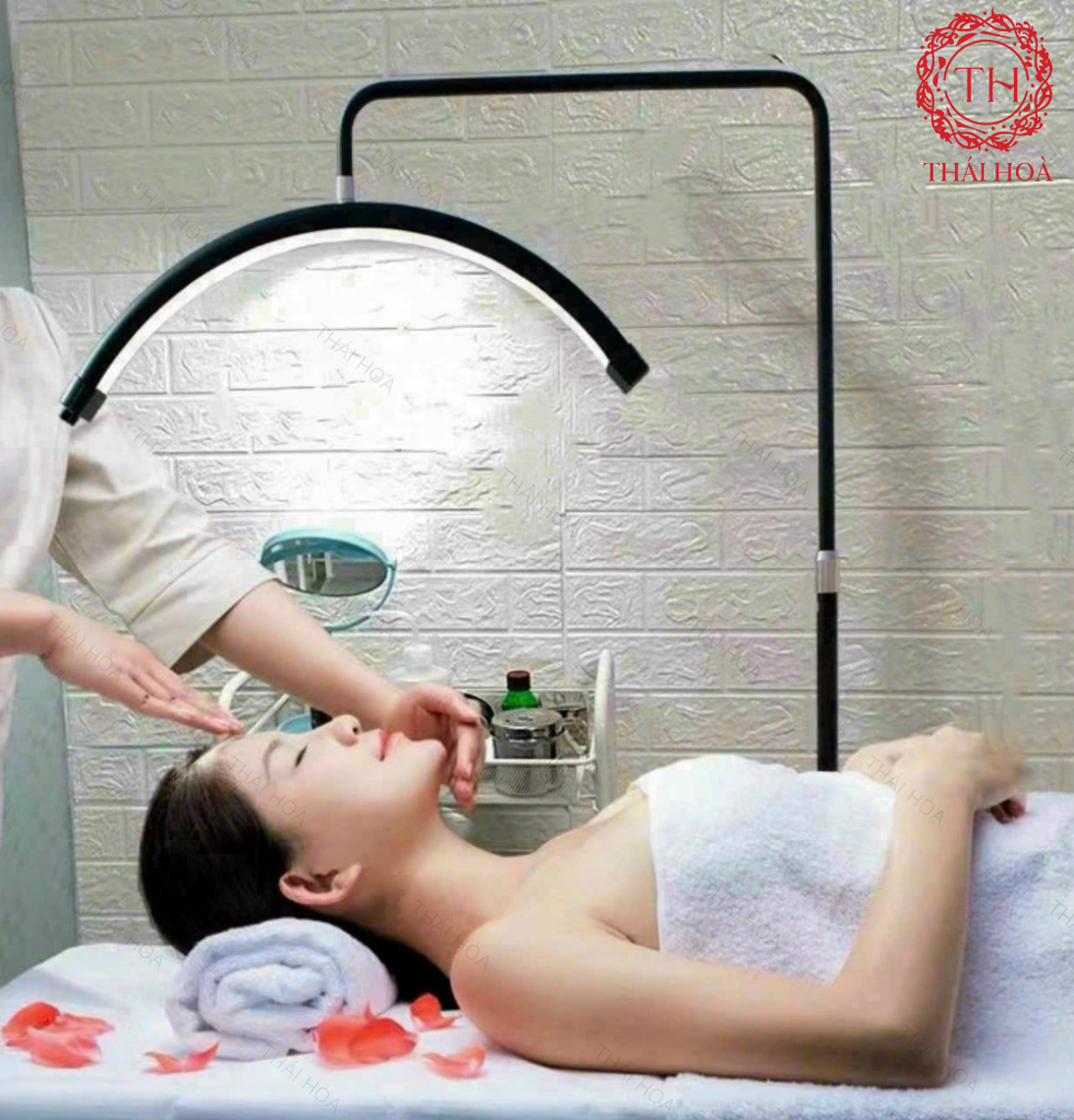 Đèn Led Bán Nguyệt - Đèn Led Siêu Sáng Cho Không Gian Làm Việc