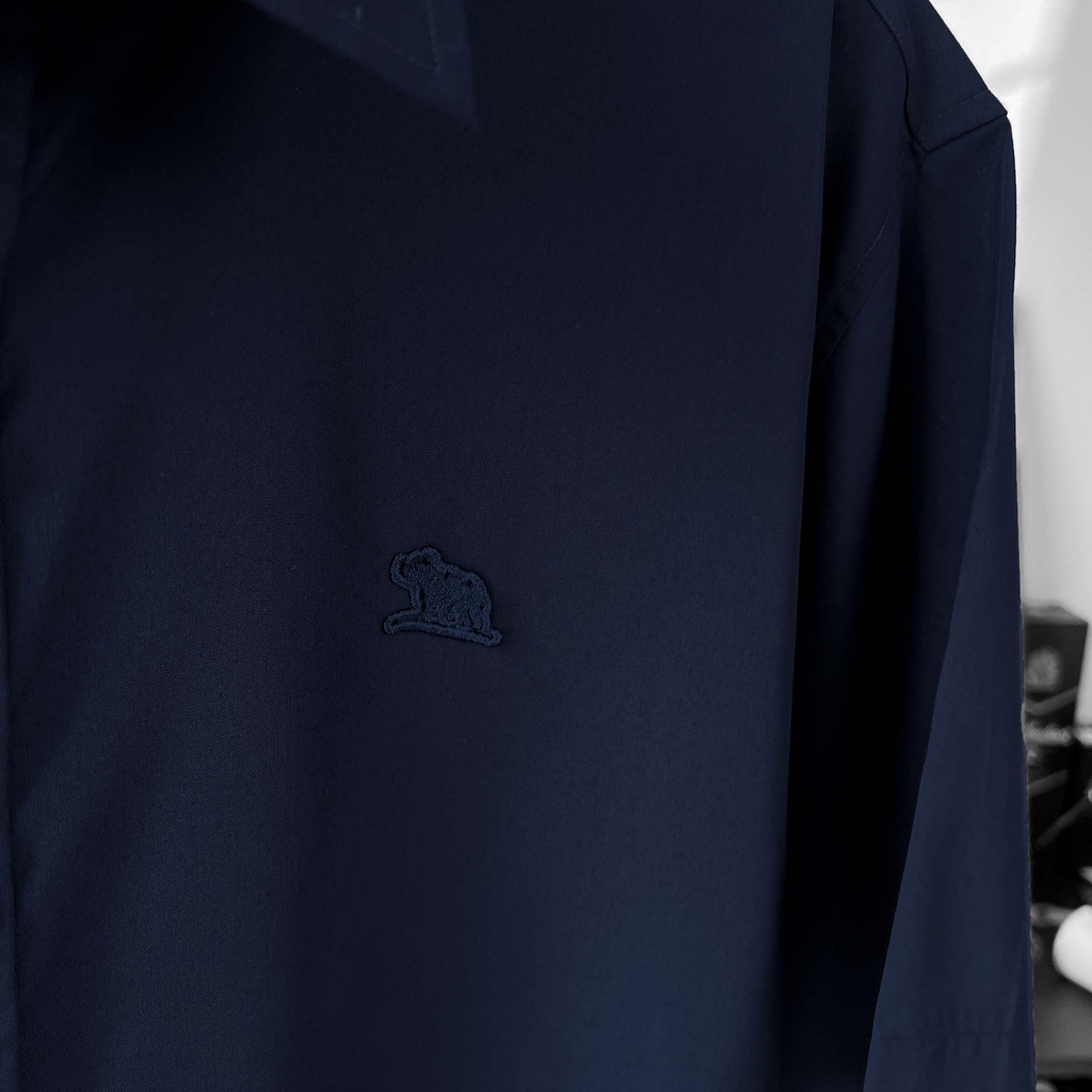 Áo Sơ Mi Tay ngắn Bigsize Trơn Logo thêu Gấu Màu Xanh đen