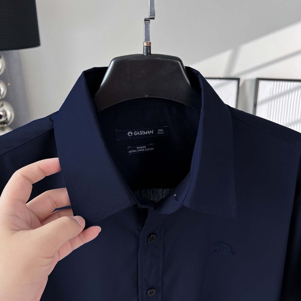 Áo Sơ Mi Tay ngắn Bigsize Trơn Logo thêu Gấu Màu Xanh đen