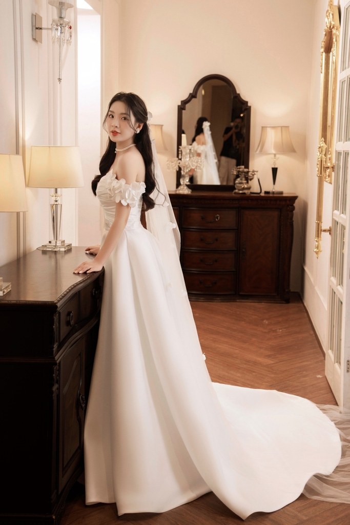 VÁY CƯỚI LUXURY DRESS - CD18