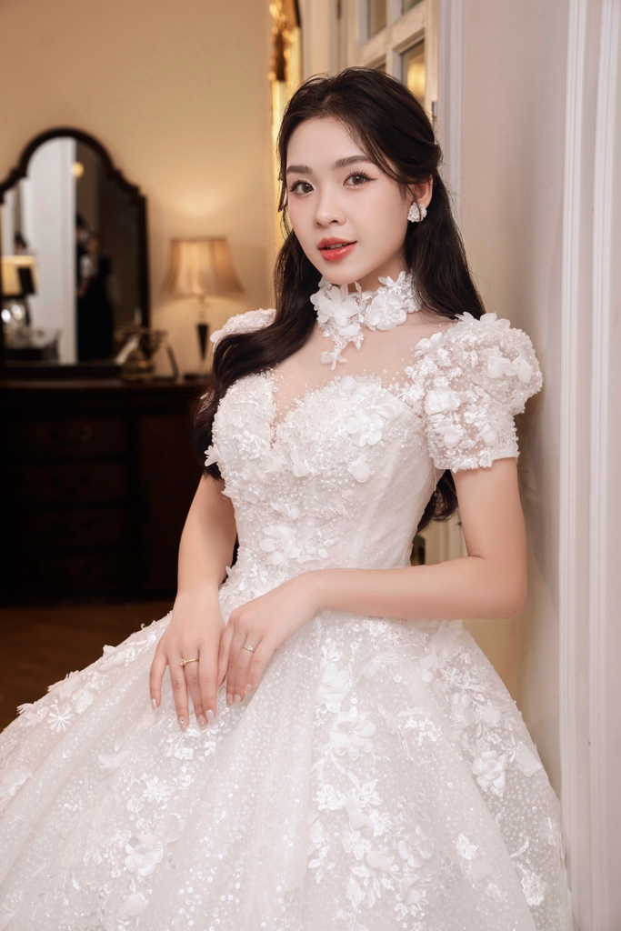 Váy Cưới Luxury Wedding Gown CD19