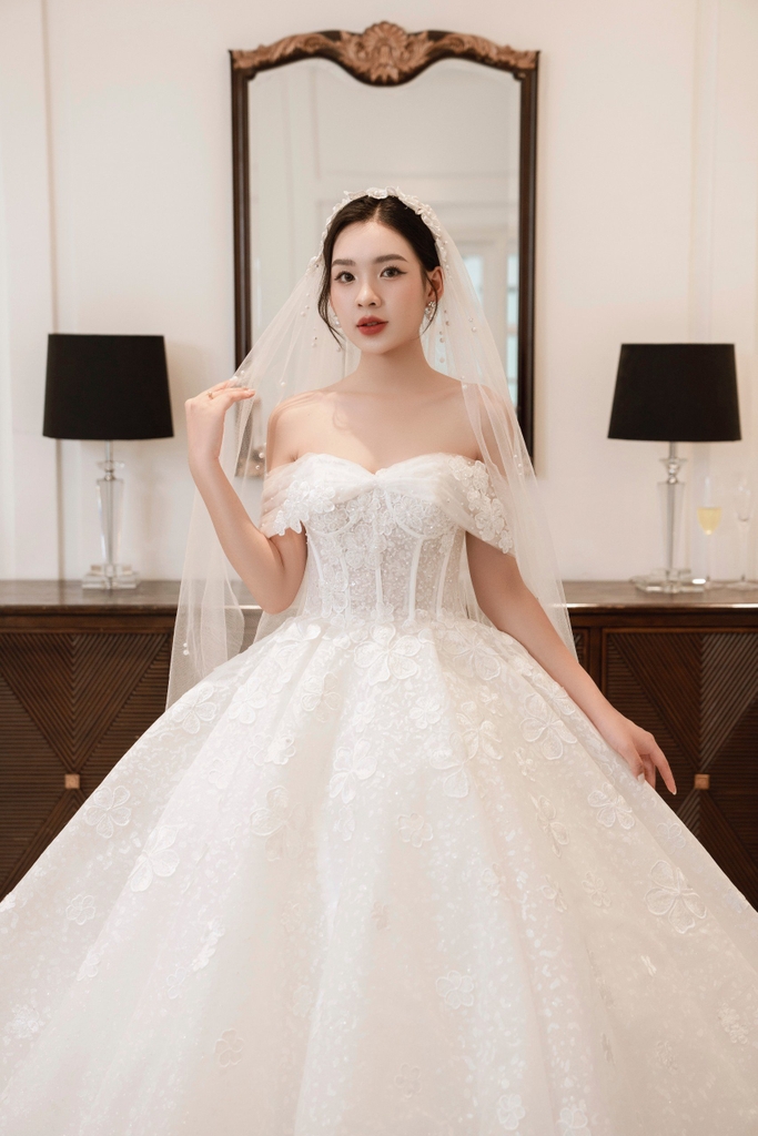 Váy Cưới Luxury Wedding Gown CD24
