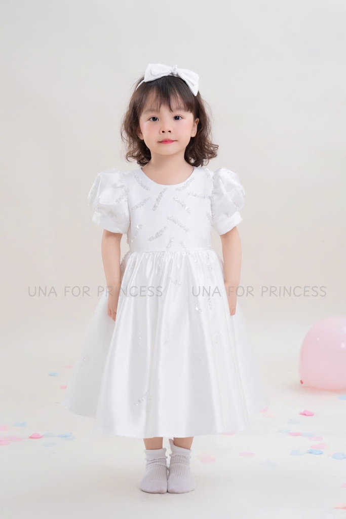 VÁY CÔNG CHÚA TRẮNG CAO CẤP ĐÍNH DẢI HẠT LẤP LÁNH UNA FOR PRINCESS
