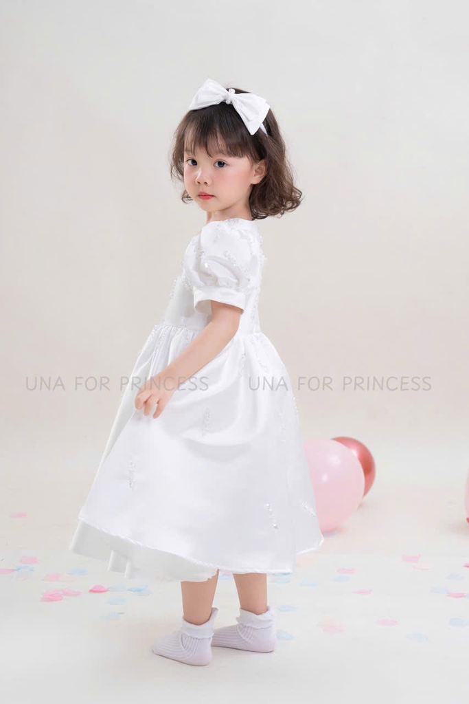 VÁY CÔNG CHÚA TRẮNG CAO CẤP ĐÍNH DẢI HẠT LẤP LÁNH UNA FOR PRINCESS