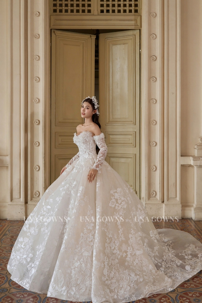 VÁY CƯỚI THIẾT KẾ 2IN1 CAO CẤP MÀU ÁNH HỒNG NGỌT NGÀO VÀ ẤN TƯỢNG