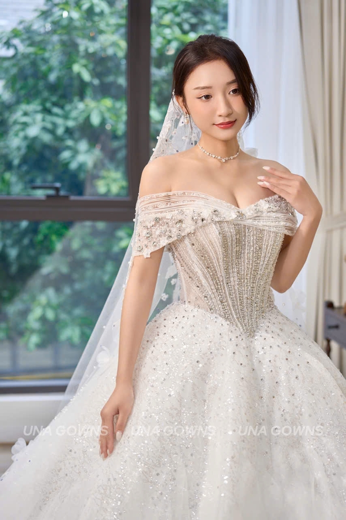 Váy Cưới Premium Luxury - SHRR01