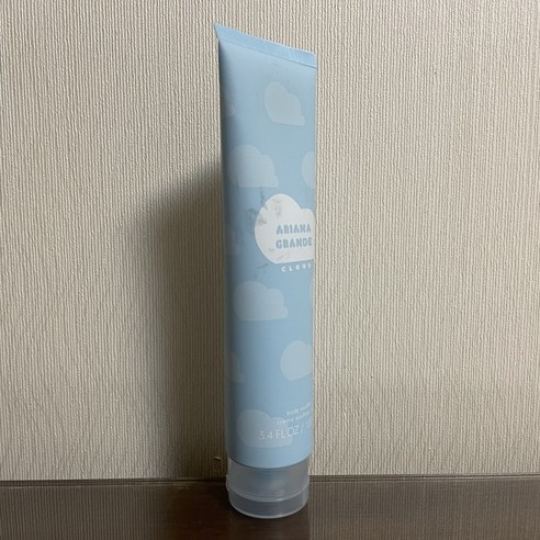 Sữa dưỡng thể Ariana Grande 100ml