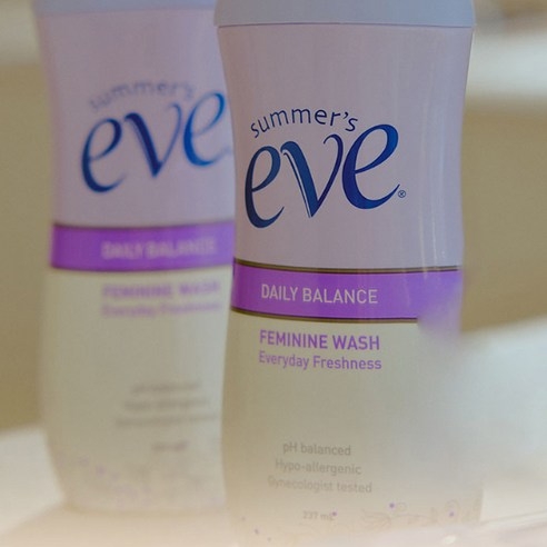 Sữa rửa vệ sinh phụ nữ