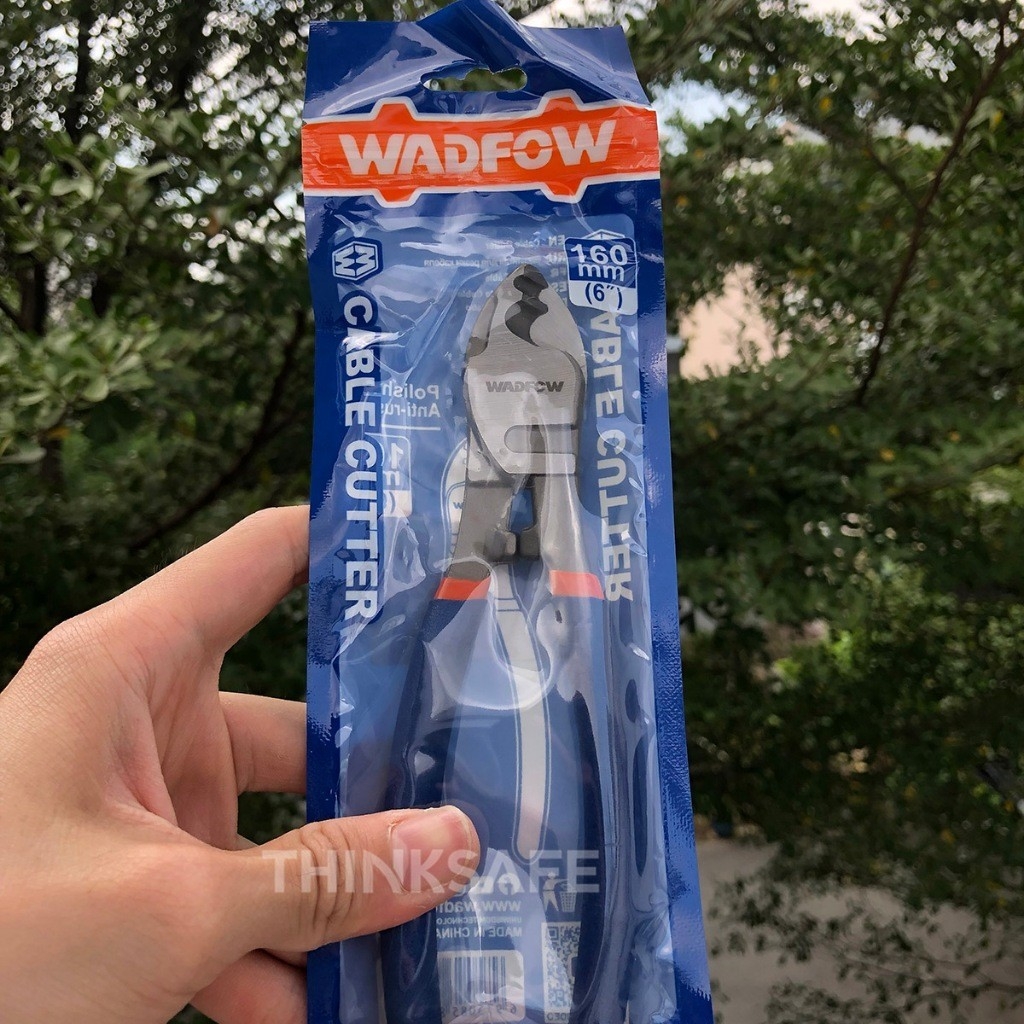 Kìm cắt cáp Wadfow WCT1906 WCT1908 6-8inch làm từ chất liệu thép carbon chất lượng cao được phủ lớp dầu bóng và chống gỉ