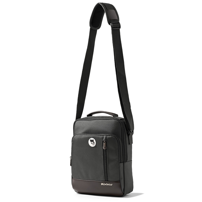 Túi đeo chéo chính hãng Mikkor dòng The Ralph Sling Premier