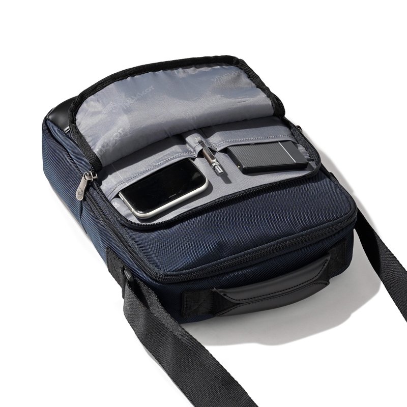 Túi đeo chéo chính hãng Mikkor dòng The Ralph Sling Premier