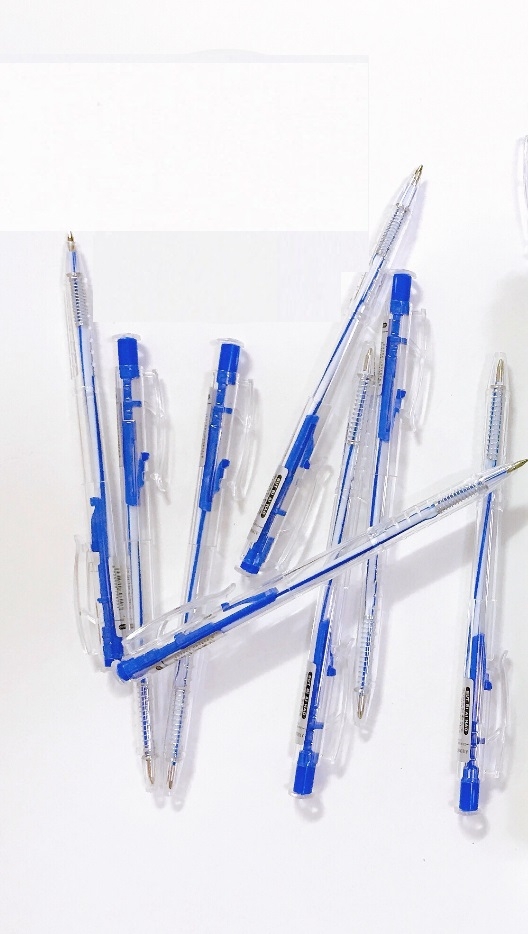 . Bút Bi Aihao Đầu Bấm 207 BỊCH (100 Cây/ Bịch; 32 Bịch/Thùng)